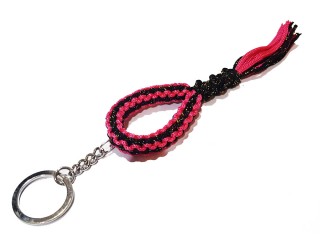 Kanong Mongkol Muay Thai keychain : Black/Pink
